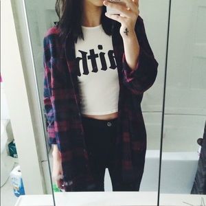 Oversized flannel with pockets!